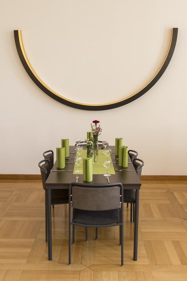 Akademie Der Dioezese Weingarten ไวน์การ์เทิน ภายนอก รูปภาพ