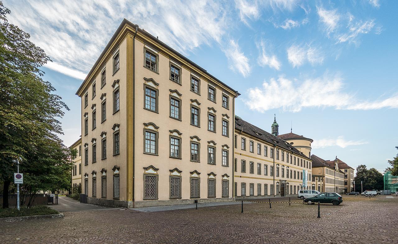 Akademie Der Dioezese Weingarten ไวน์การ์เทิน ภายนอก รูปภาพ